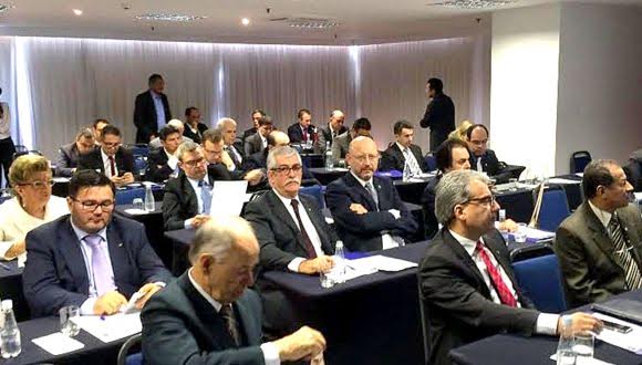 Diretoria da AMAPAR debate em Brasília temas pertinentes do associativismo 
